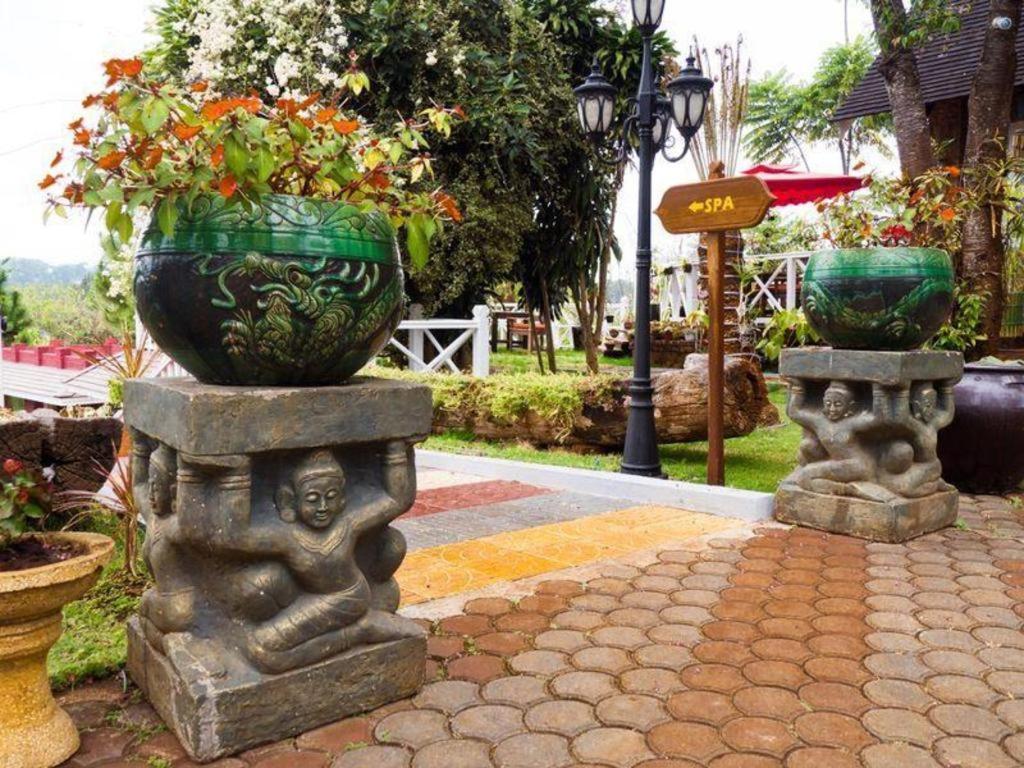 Royal Kalaw Hills Resort Eksteriør bilde