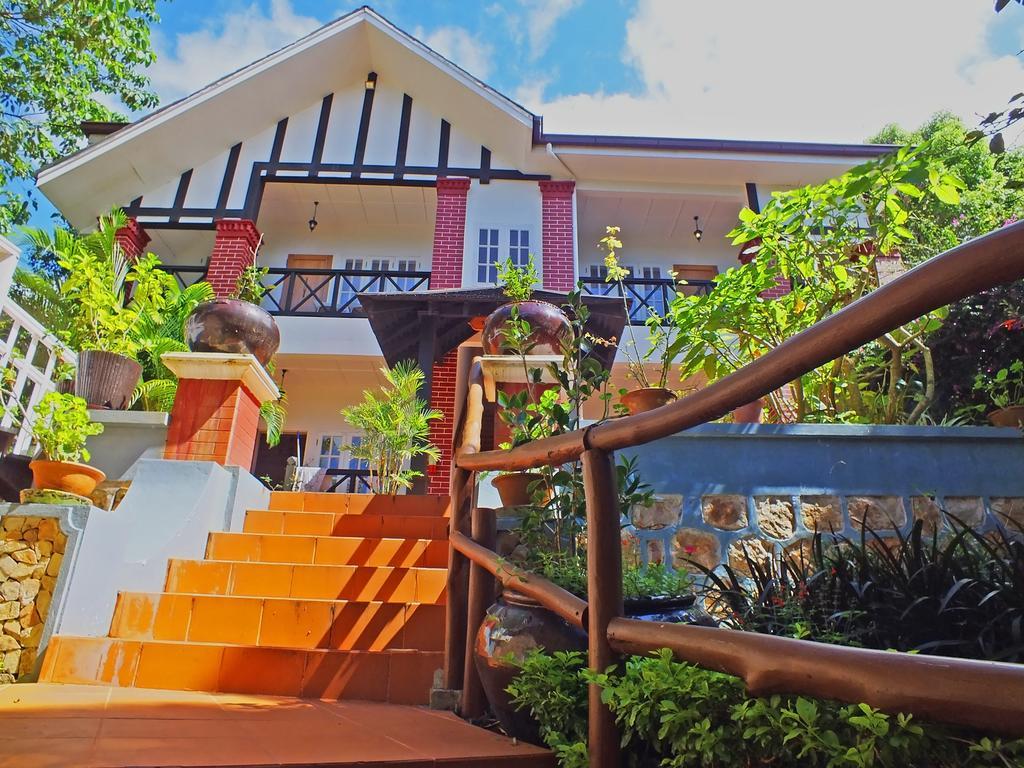 Royal Kalaw Hills Resort Eksteriør bilde
